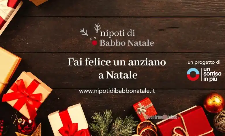 Nipoti di Babbo Natale dona un regalo a un anziano in RSA